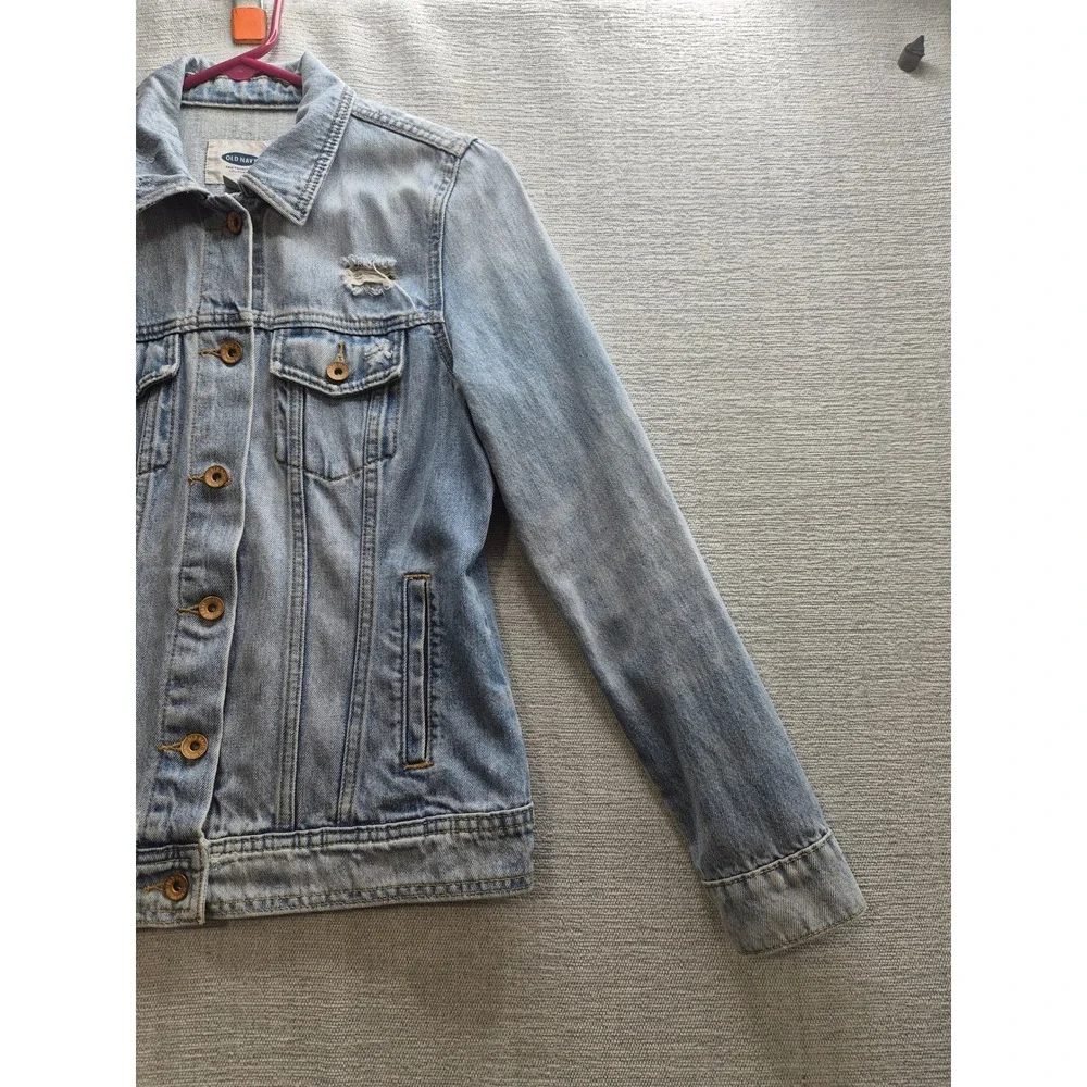 Old Navy Trucker Jacket Womens Medium Blue Cotton Distressed Casual Button Front